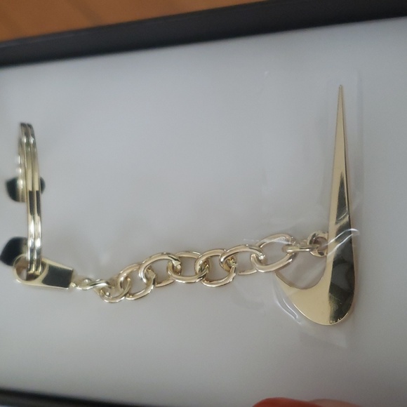 Nike AF1 LJ Key Chain - Picture 5 of 7